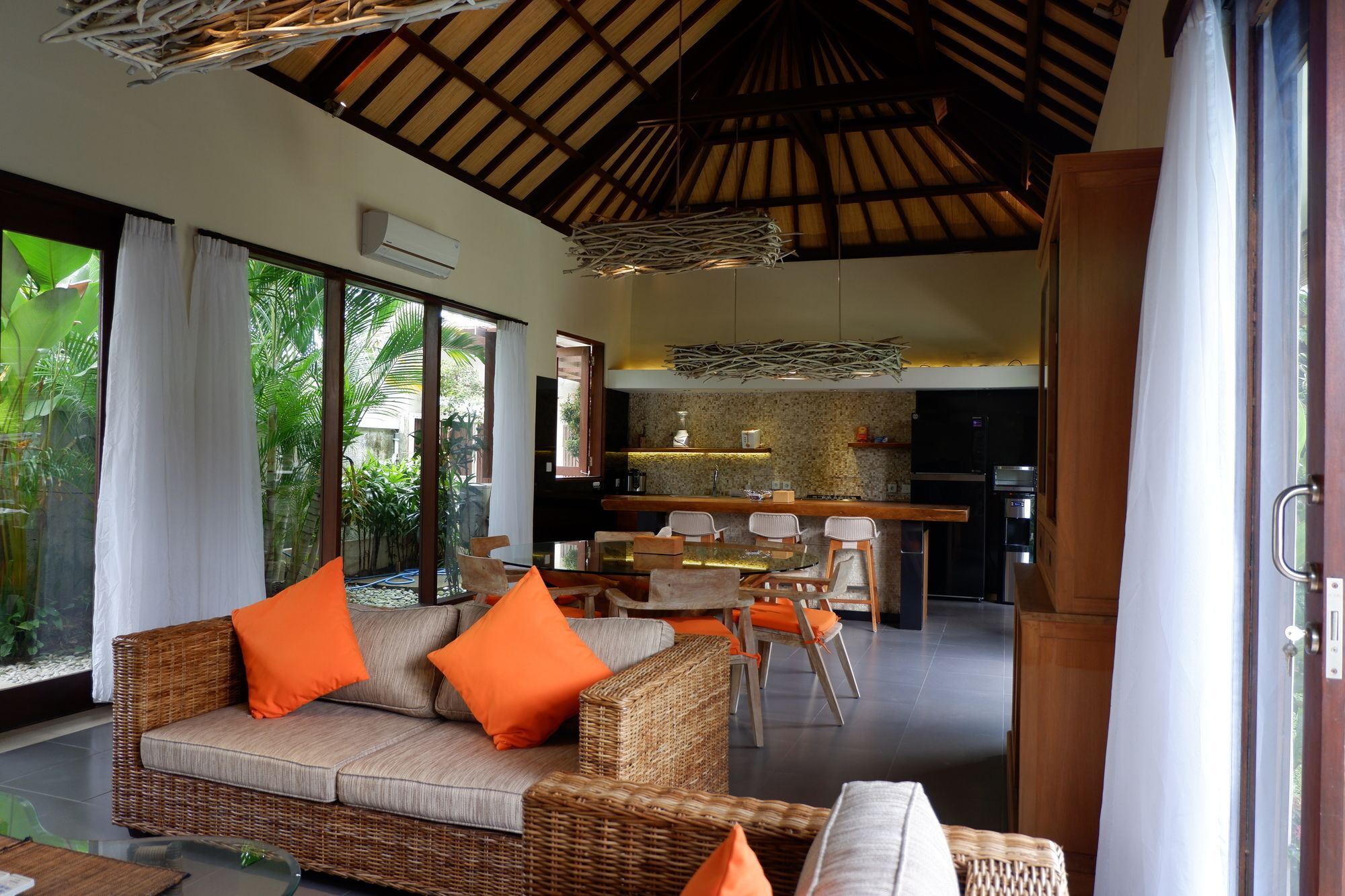 Villa Intan Bali Legian Εξωτερικό φωτογραφία